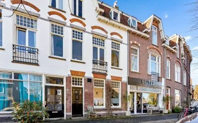 Tussenwoning te koop: Adriaen van Ostadelaan 25, Abstede, Tolsteegsingel e.o. Utrecht