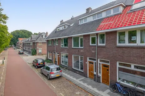 Tussenwoning te koop: Adriaen Beyerkade 17, Tuinwijk-West Utrecht