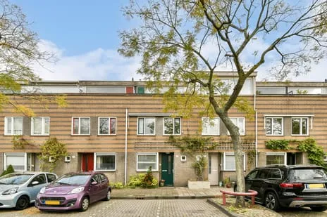 Tussenwoning te koop: Adrianus van Waertweg 11, Twiske-Oost Amsterdam