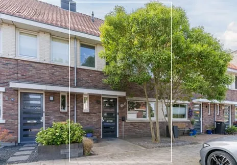 Tussenwoning te koop: Advocaatpeer 8, Winkel Trambaan Winkel