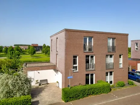 Twee-onder-één-kap te koop: Aegirstraat 10, Homeruskwartier Zuid Almere