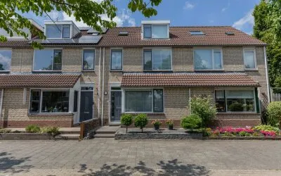 Tussenwoning te koop: Aelbert Cuyplaan 58, Krommeweg-Noord Hendrik-Ido-Ambacht
