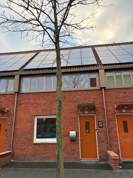 Tussenwoning te koop: Aelbert Cuypstraat 10, Lakerlopen Eindhoven