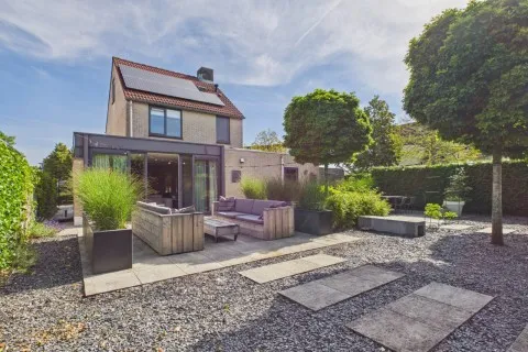 Detached house for sale: Aendijkestraat 17, Kern Axel Axel