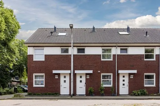 Tussenwoning te koop: Afrikaanderstraat 4, Afrikaanderbuurt West Tilburg