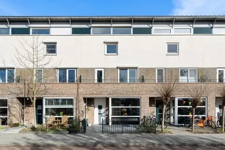 Tussenwoning te koop: Afrikalaan 151, Polderpeil-West Alphen Aan Den Rijn