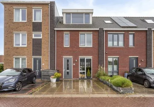 Tussenwoning te koop: Agaat 27, Rokkeveen-Oost Zoetermeer