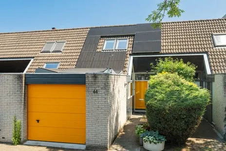 Tussenwoning te koop: Agaat 44, Edelsteenbuurt Berkel En Rodenrijs