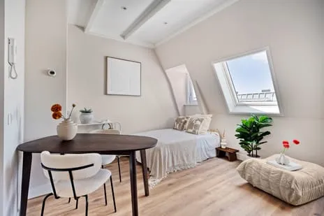 Studio te koop: Agatha Dekenstraat 29-4A, Bellamybuurt-Noord Amsterdam