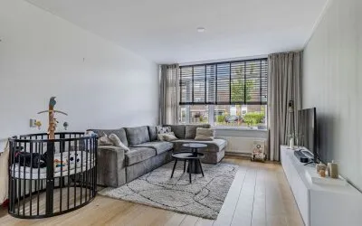 Corner house for sale: Age Piersstraat 15, Lemmerweg-Oost Sneek