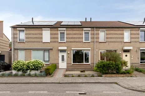 Tussenwoning te koop: Agger 20, Bergse Plaat Bergen Op Zoom