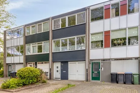Tussenwoning te koop: Ahuislanden 82, Stroinkslanden-Zuid Enschede