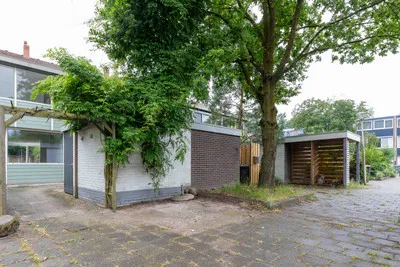 Tussenwoning te koop: Ahuislanden 94, Stroinkslanden-Zuid Enschede