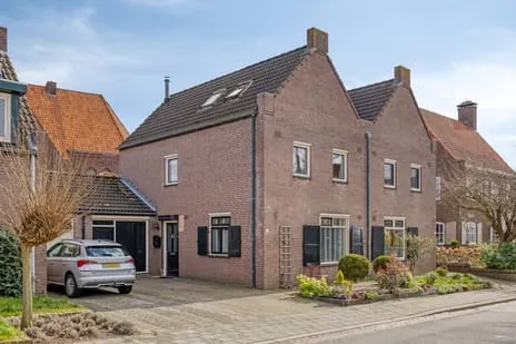Tussenwoning te koop: Aijenseweg 1A, Bergen (Li)