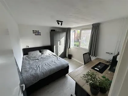 Woning: Akeleistraat in Enschede