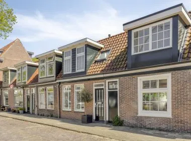 Tussenwoning te koop: Akerslaan 11, Nassaukwartier en Hout Alkmaar
