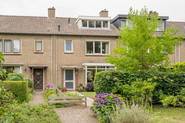 Tussenwoning te koop: Akker 52, De Bilt Oost De Bilt