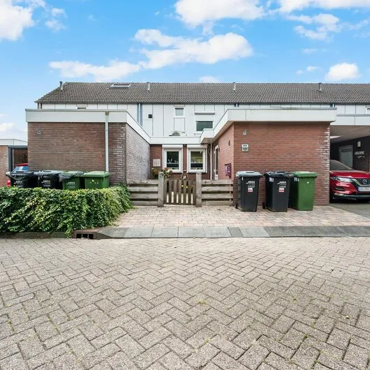 Koopwoning: Akkerdistel 121 in Klazienaveen - €250.000 - 119m²