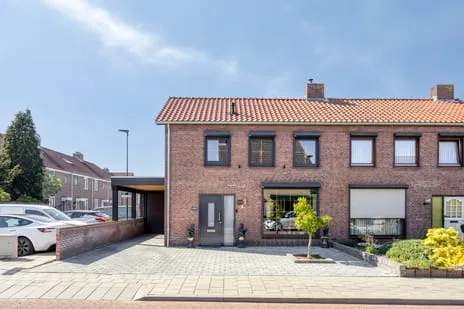 Semi-detached for sale: Akkermansstraat 35, Centrum Dongen