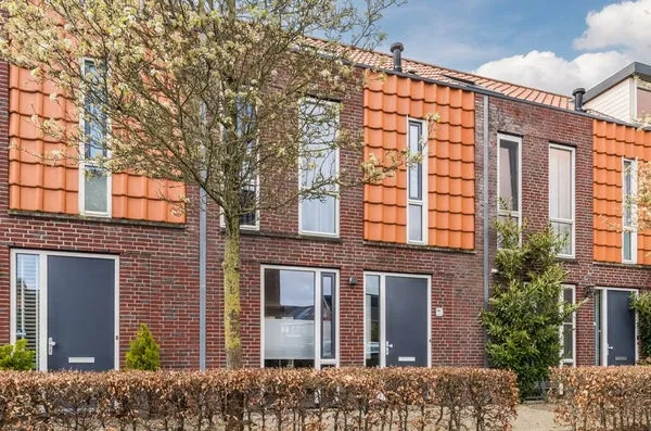 Tussenwoning te koop: Akkermunt 138, Weideveld Bodegraven