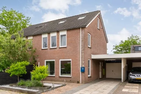 Tussenwoning te koop: Akkermunt 30, Baalderveld Hardenberg