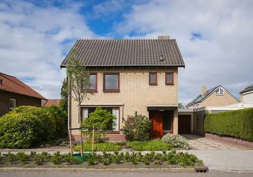 Vrijstaande woning te koop: Akkerstraat 2, Kern Beneden-Leeuwen Beneden-Leeuwen