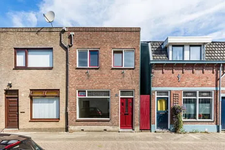 Twee-onder-één-kap te koop: Akkerstraat 69, Sint Anna Noord Tilburg