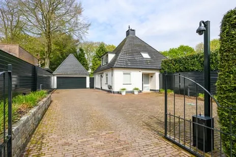 Vrijstaande woning te koop: Akkerweg 3, Trompenberg-Noord Hilversum