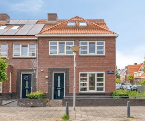 Hoekwoning te koop: Alard du Hamelstraat 48, Barrier Eindhoven