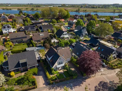 Vrijstaande woning te koop: Alb.Schweitzerlaan 9, Andel Andel
