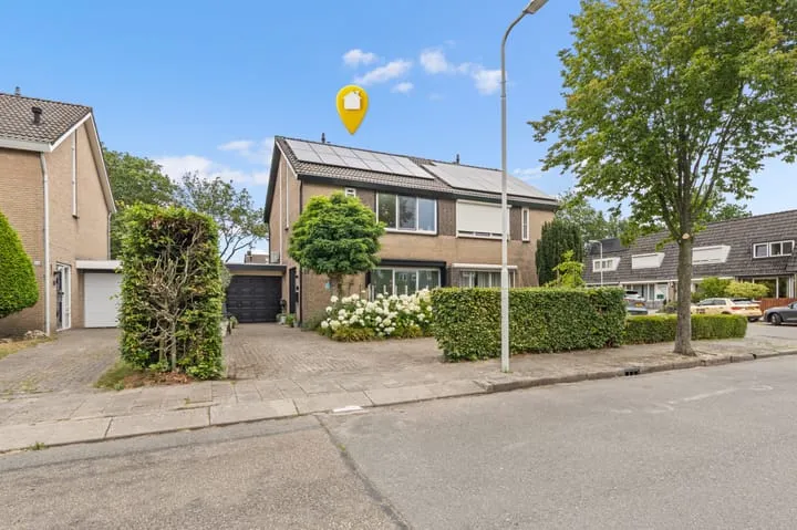 Semi-detached for sale: Albastdijk 22, Kortendijk A Roosendaal