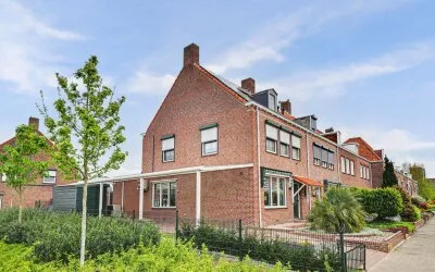 Hoekwoning te koop: Alberdingk Thijmstraat 28, Hazenkamp Venlo