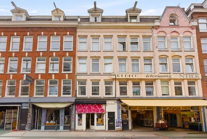 Studio for sale: Albert Cuypstraat 215-1, Sarphatiparkbuurt Amsterdam