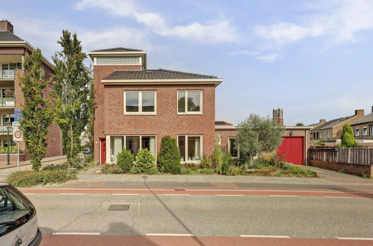 Vrijstaande woning te koop: Albert Neuhuysstraat 2, Baarlo (Li)