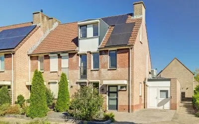 Corner house for sale: Albert Ruylweg 2, Sleeuwijk west Sleeuwijk