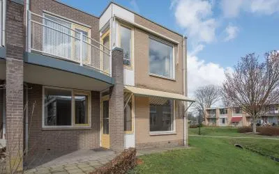 Appartement te huur: Albert Schweitzerlaan 171, Hogeland Epe