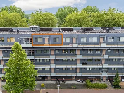 Appartement te koop: Albert van Raalteplein 95, Van Zantenbuurt Schiedam