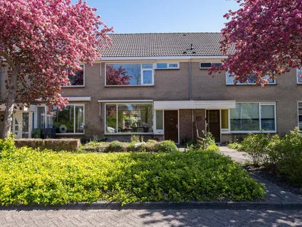Tussenwoning te koop: Albert Cuyplaan 24, Schildersbuurt Noord Heerhugowaard