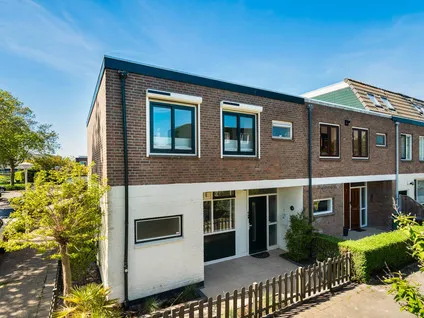 Hoekwoning te koop: Albert Cuyplaan 9, Dorp Zoetermeer