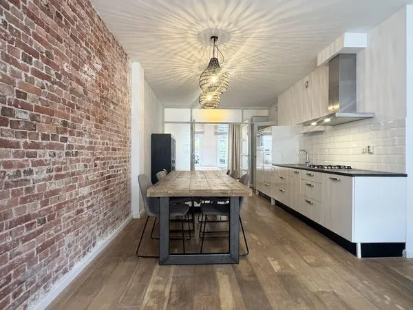 Woning te huur: Albert Cuypstraat, Hercules Seghersbuurt Amsterdam