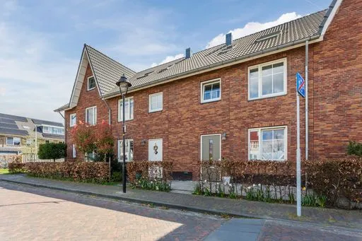 Woning te koop: Albert Einsteinstraat, Almere