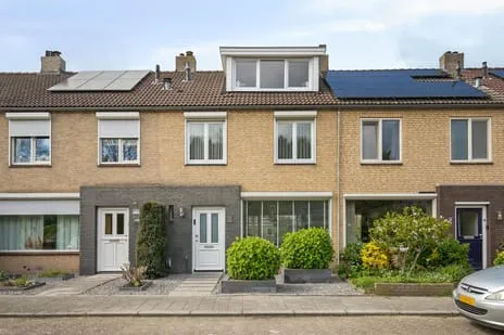 Tussenwoning te koop: Albert Plesmansingel 53, 'S-Hertogenbosch