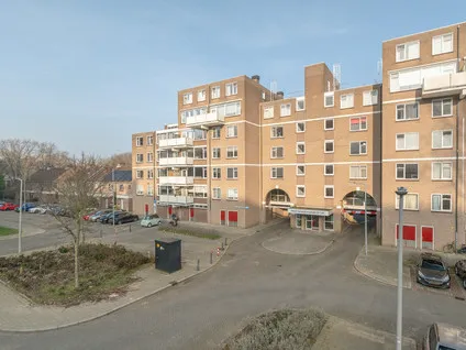 Appartement te koop: Albert Schweitzerplaats 108, Rotterdam