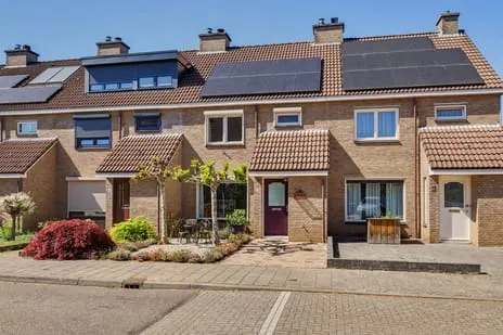 Tussenwoning te koop: Albert Schweitzerstraat 4, 't Zand Venlo