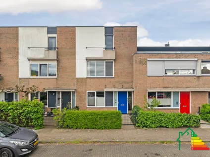 Tussenwoning te koop: Albert van Dalsumlaan 67, Arnhem