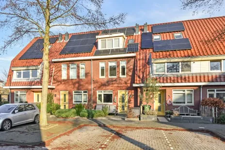 Tussenwoning te koop: Albert van Schoonhovenlaan 5, Vliettuinen Wateringen