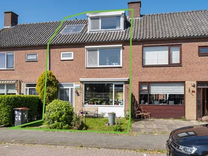 Tussenwoning te koop: Albert Verweylaan 62, Zijdelwaard Uithoorn
