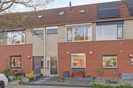 Tussenwoning te koop: Albert Verweystraat 34, Laag Dalem II Gorinchem