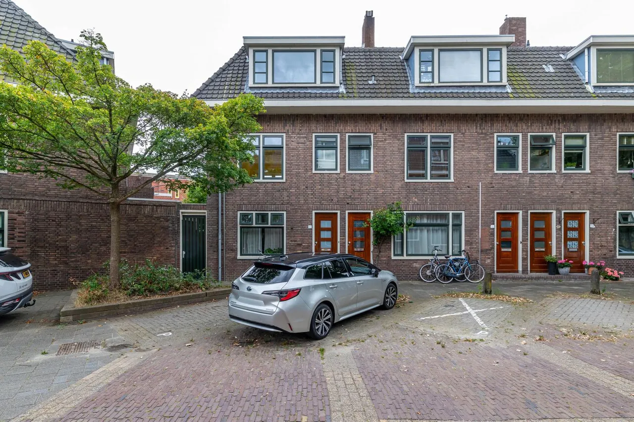 Appartement te koop: Albertine Agnesstraat 10A, Groningen