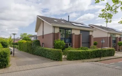 Hoekwoning te koop: Albertus van Leusenweg 5, Op den Haar Deventer